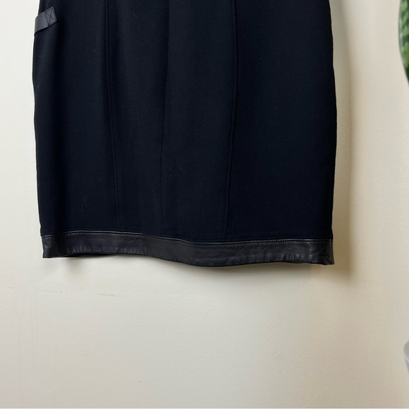 Helmut Lang Sleeveless Wool Dress with Black Leather Buckle - Picture 12 of 14